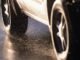 Kenapa Ban Mobil Warna Hitam Padahal Karet Berwarna Putih?